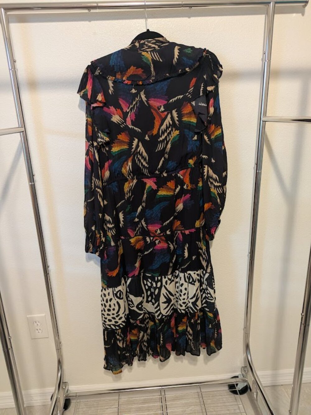 Farm Rio Macaw Maxi Dress Size Medium - Picture 3 of 3